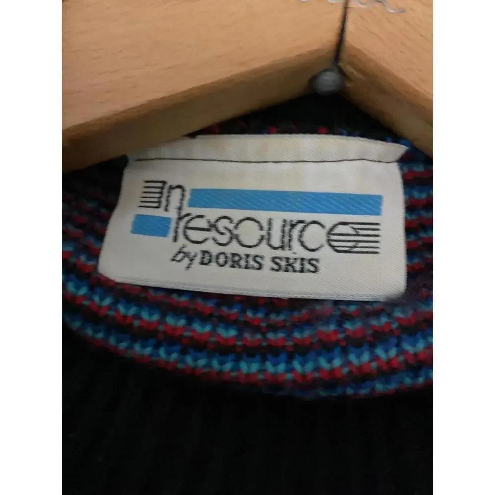 Vintage In Resource/Doris Skis Sweater with Bold Geometric Pattern Large
